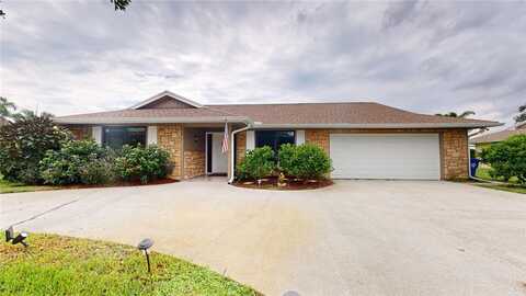 585 W Forest Trail, Vero Beach, FL 32962