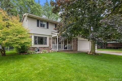 5524 FOX CHASE Lane, Clarkston, MI 48346