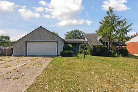 44359 REGIS, Canton, MI 48187