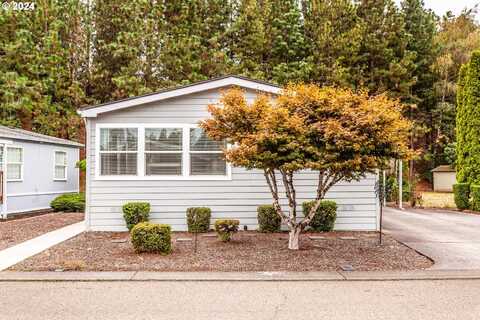 SE Cook CT, Milwaukie, OR 97222