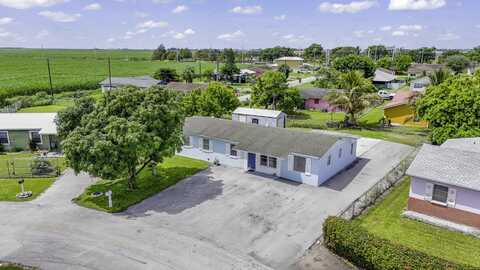 1233 Vaughn Circle, Belle Glade, FL 33430