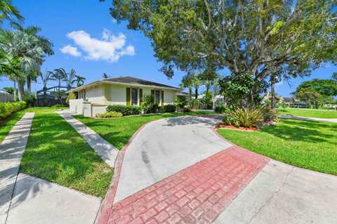 110 W Palm Avenue, Lake Worth, FL 33467