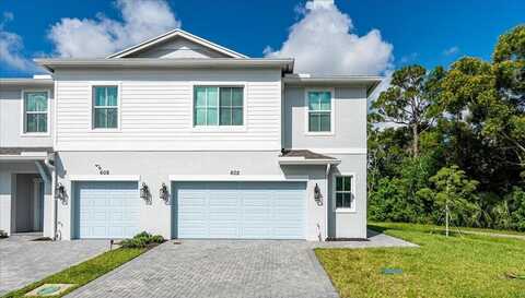 602 NE Waters Edge Lane, Port Saint Lucie, FL 34983