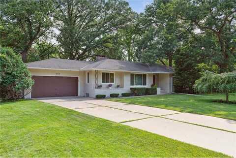 6113 Saxony Road, Edina, MN 55436