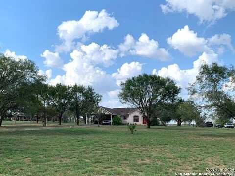 12905 PITTMAN RD, Adkins, TX 78101