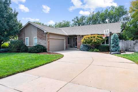 215 N Woodchuck Ln, Wichita, KS 67212