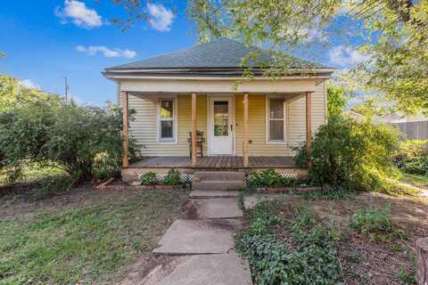 304 S Ohio St, Mount Hope, KS 67108