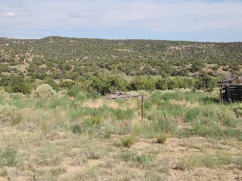 5 Loose Caboose Lane, Lamy, NM 87540