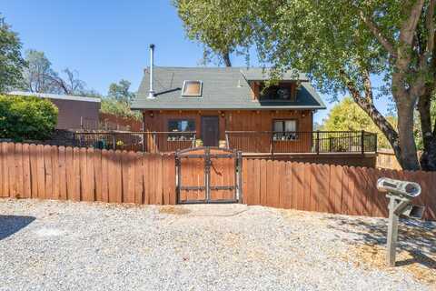 18376 Utility Avenue, Anderson, CA 96007