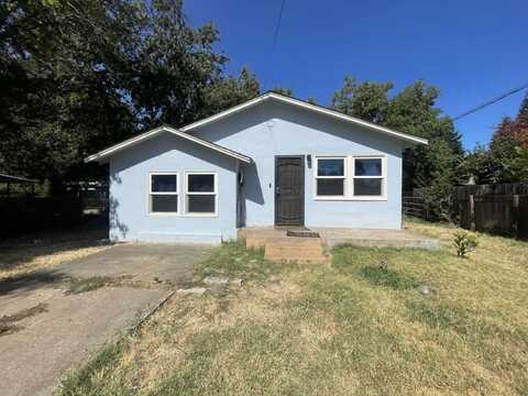 2122 Grape Avenue, Redding, CA 96001