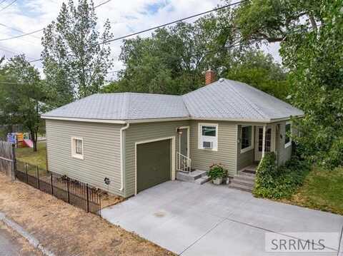 428 Dewey Street, BLACKFOOT, ID 83221