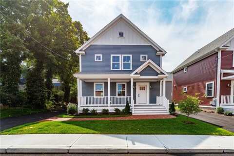 43 Division Street, East Greenwich, RI 02818