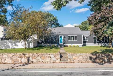 3811 Mendon Road, Cumberland, RI 02864