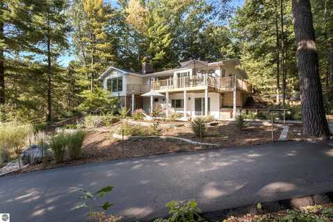 2177 E Timberlane Drive, Traverse City, MI 49686