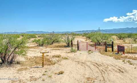 13684 S Tyree Road, Pearce, AZ 85625