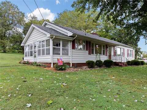 134 Combs Street, Mount Airy, NC 27030