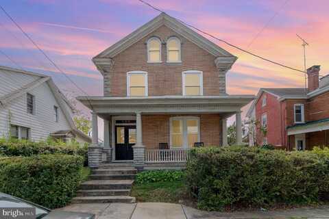 342 E NORTH STREET, CARLISLE, PA 17013