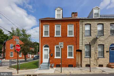 401 E STRAWBERRY STREET, LANCASTER, PA 17602