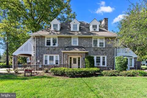 944 E MAIN STREET, COLLEGEVILLE, PA 19426