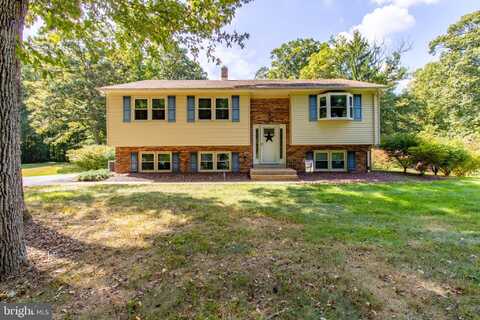 84 STARDUST DRIVE, NEWARK, DE 19702