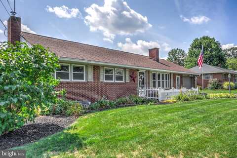 128 MAYFIELD DRIVE, LITITZ, PA 17543