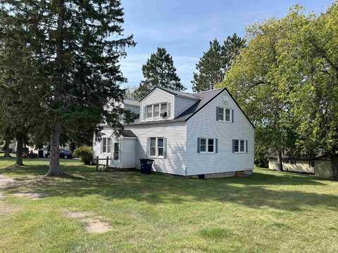 832 Quinnesec, Florence T-WI, WI 54121