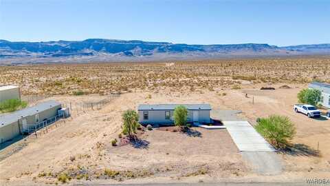 10747 S Paradise Trails Road, Yucca, AZ 86438