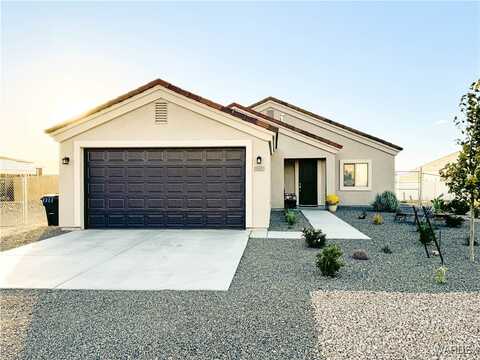 10185 N Ambush Drive, Kingman, AZ 86401