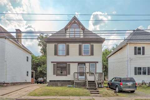 471 Freeport St, New Kensington, PA 15068