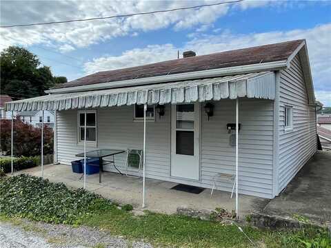 421 Hillside Ave, Ellwood City, PA 16117