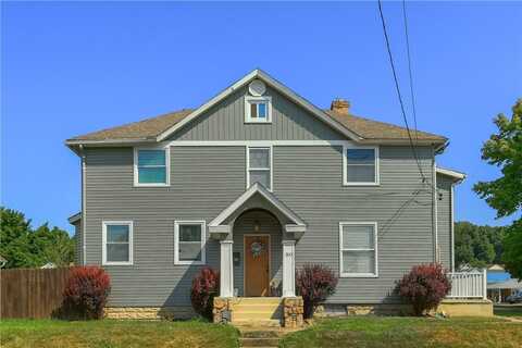 300 Line Ave, Ellwood City, PA 16117