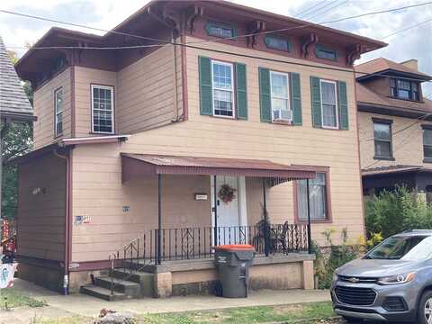 815 10th St, Beaver Falls, PA 15010