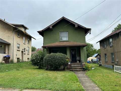 121 Shenango Boulevard, Farrell, PA 16121