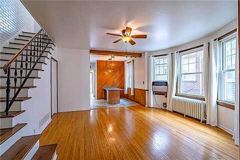 Montrose, BETHLEHEM, PA 18018