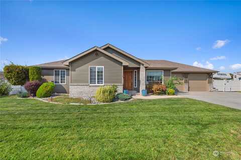 Holly, EAST WENATCHEE, WA 98802