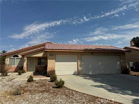 Begonia, ADELANTO, CA 92301