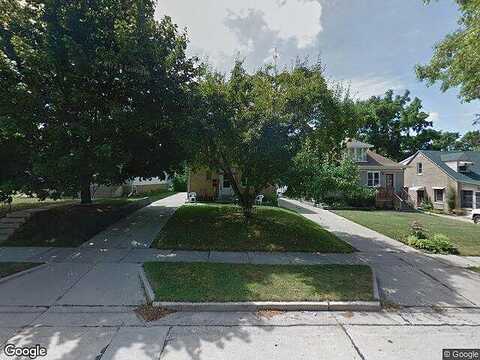 95Th, MILWAUKEE, WI 53227