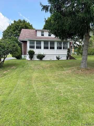 Oakmont, JOHNSTOWN, PA 15904