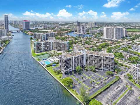 Parkview, HALLANDALE BEACH, FL 33009