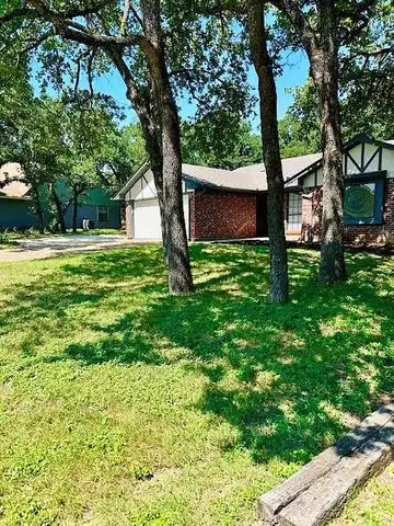 Woodard, AZLE, TX 76020