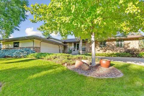 Crestview, OWATONNA, MN 55060