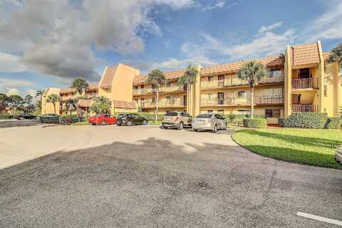 Tivoli Ct, Lake Worth, FL 33467