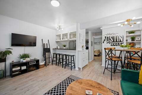 W 6Th Street #211, Austin, TX 76548