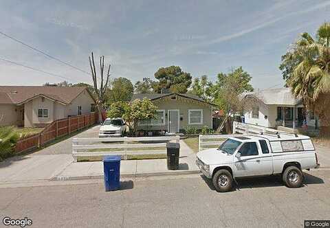 N Brown St, Hanford, CA 93230