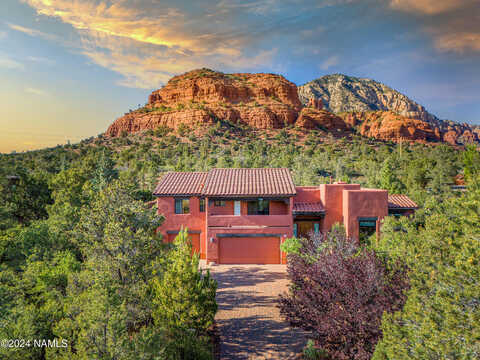 W Gunsmoke, Sedona, AZ 86336