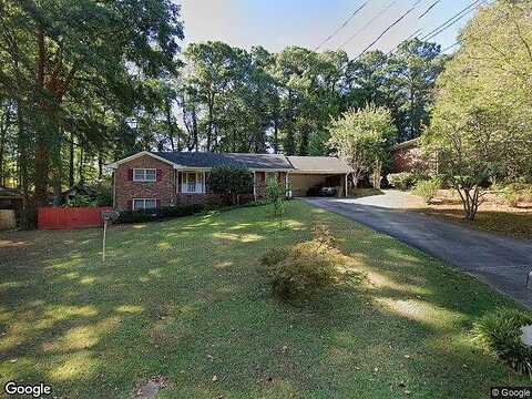 Wood Circle W, Morrow, GA 30260