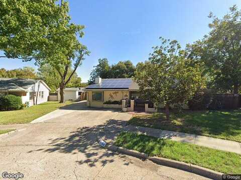 Balla Way Court, Grand Prairie, TX 75051