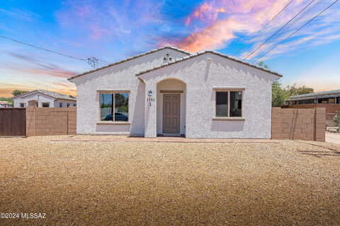 N Norris Avenue, Tucson, AZ 85719