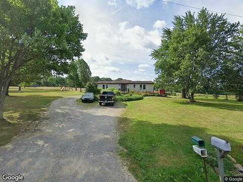 Hamburg Rd, Fredonia, PA 16124