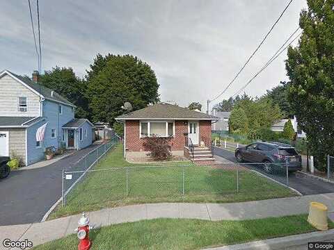 West, HICKSVILLE, NY 11801